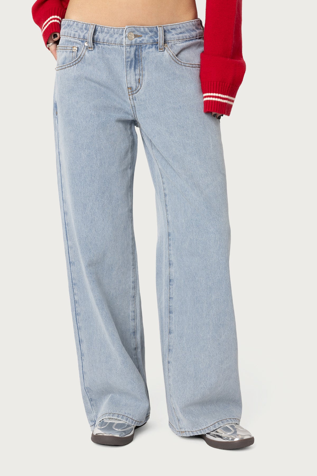 Petite Raelynn Washed Low Rise Jeans