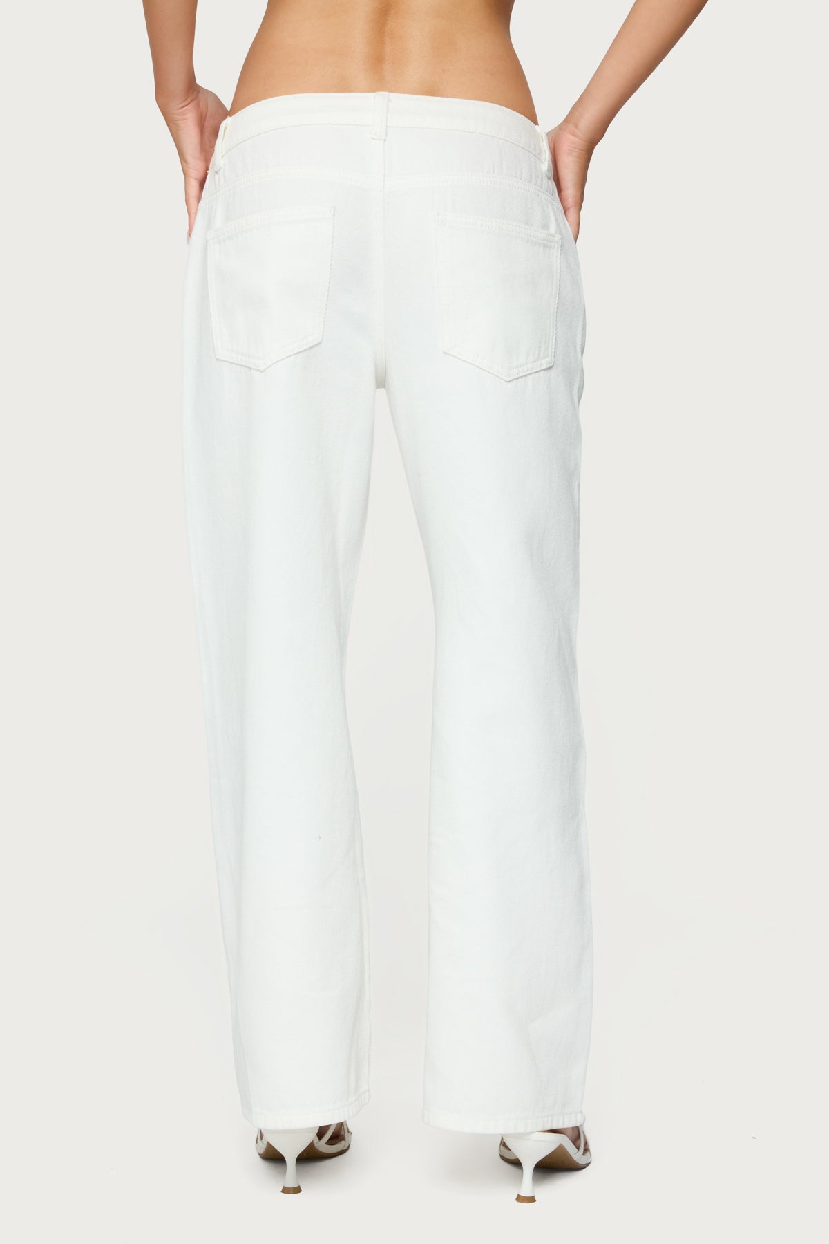 Petite Roman Low Rise Slouchy Jeans