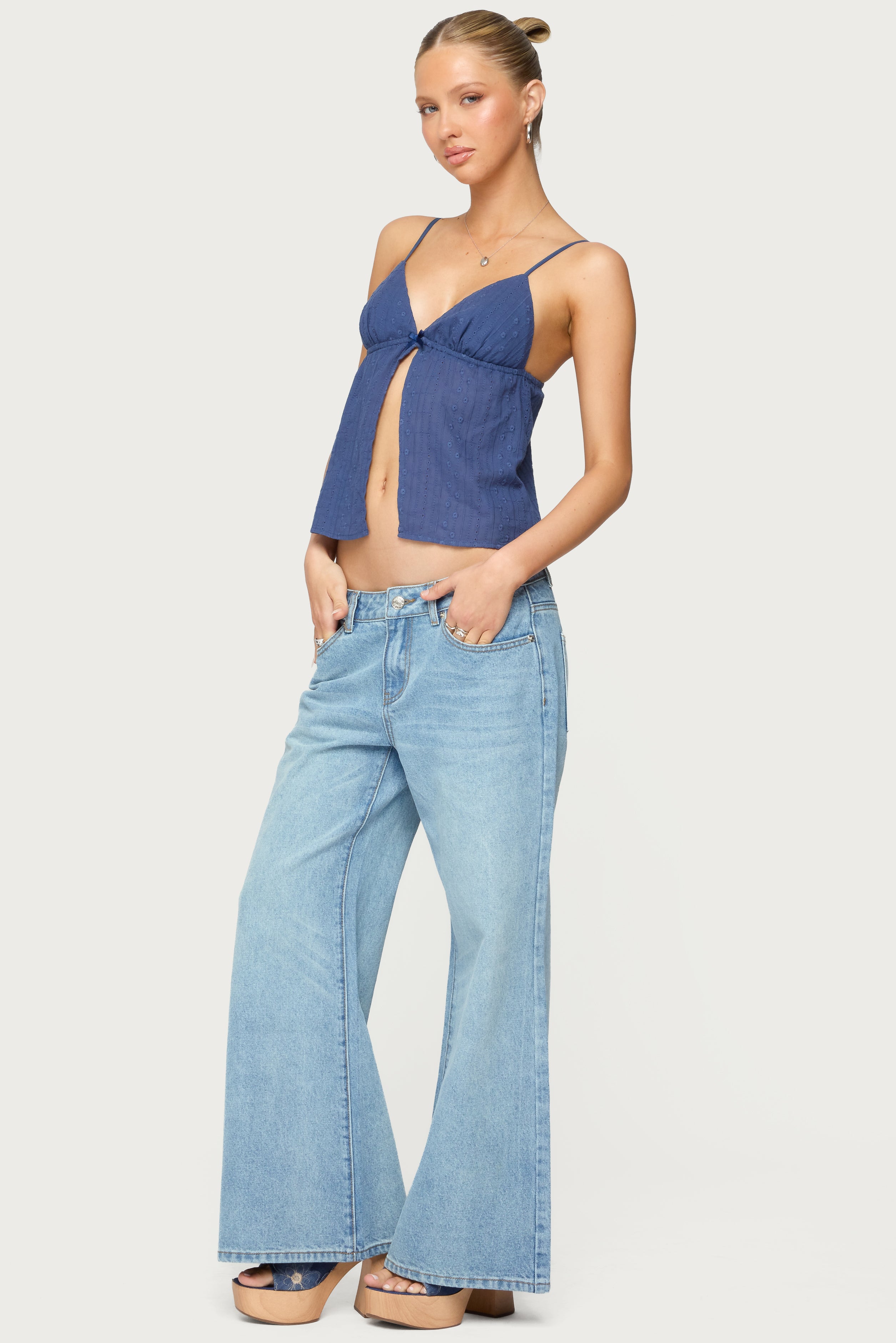 Petite Low Rise Wide Leg Jeans