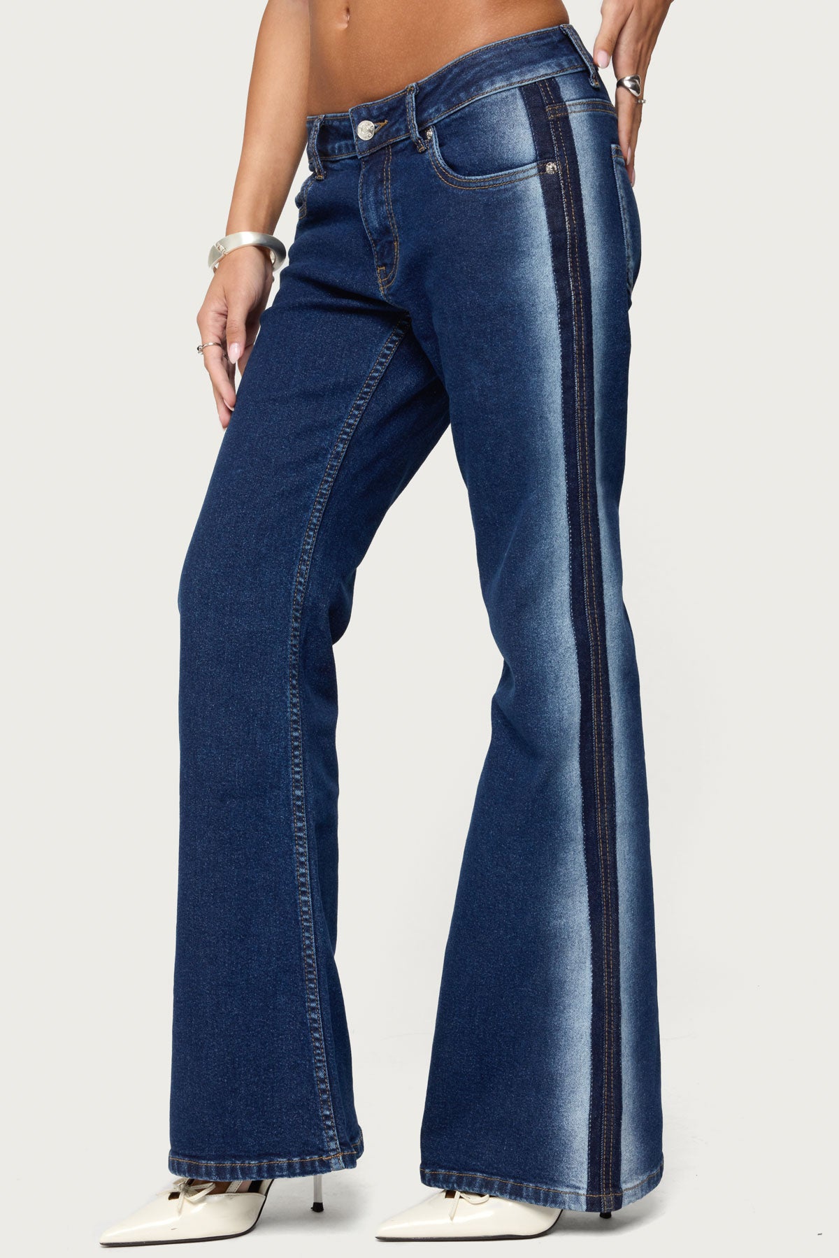 Airbrushed Low Rise Flared Jeans