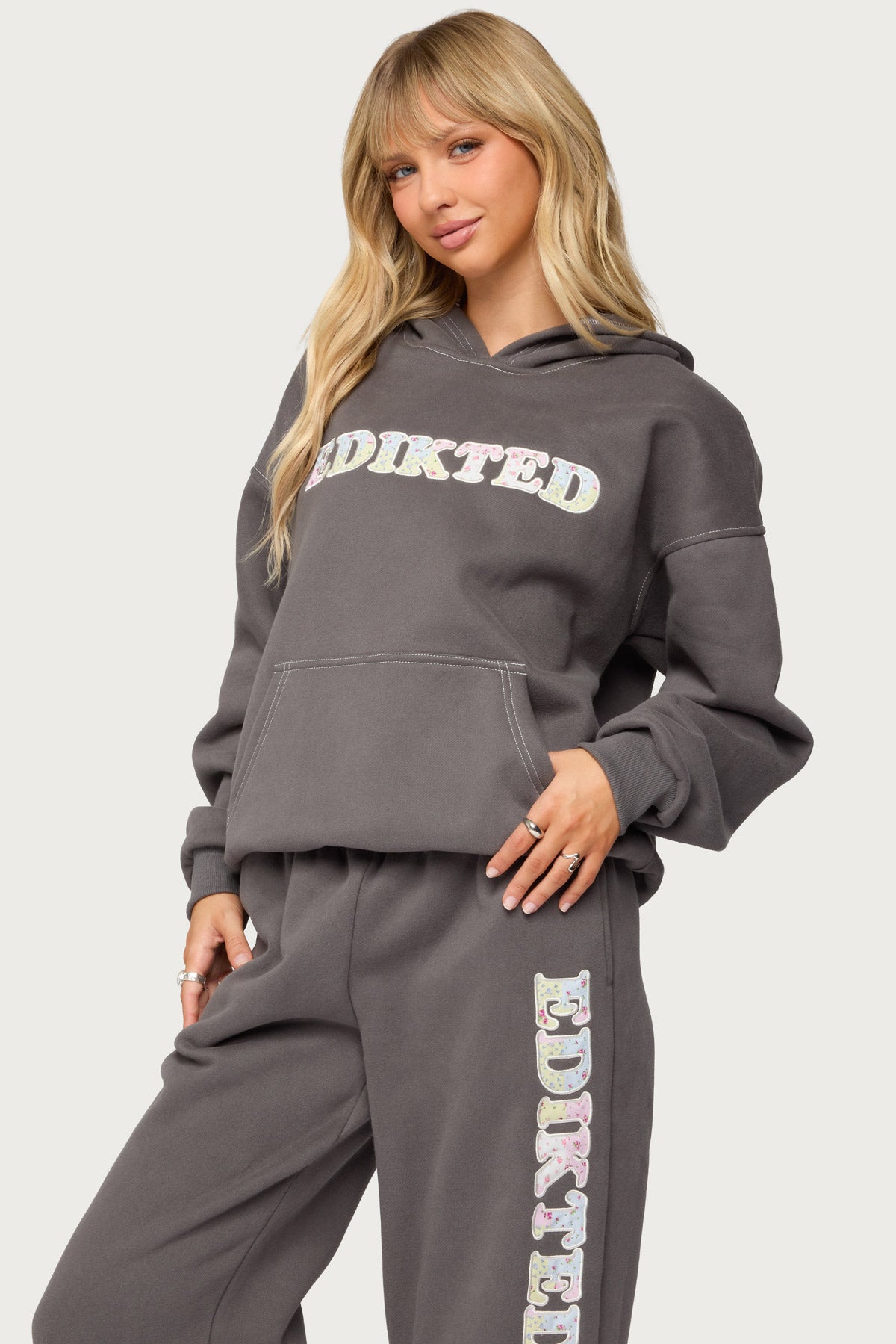 Mili Edikteds Hoodie