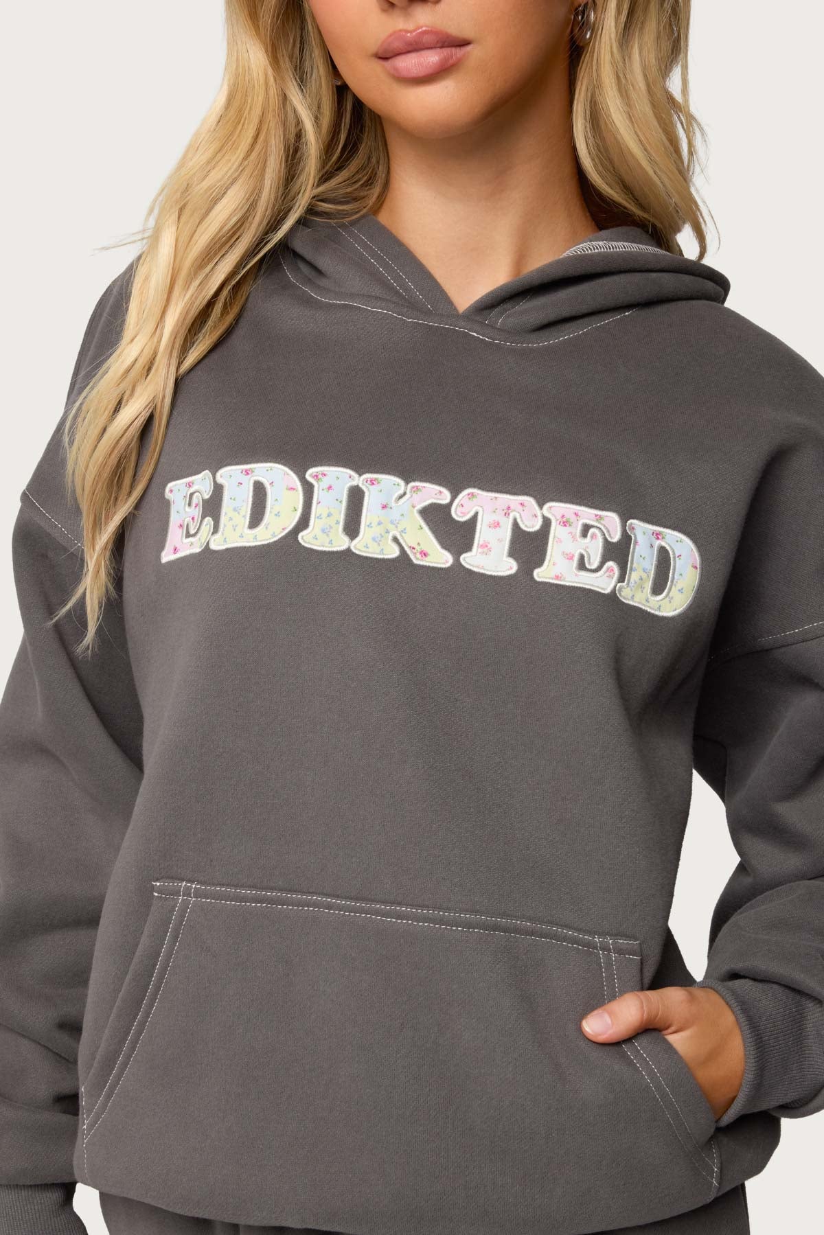 Mili Edikteds Hoodie
