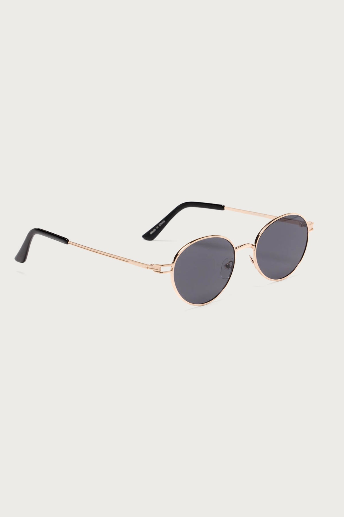 Klaire Round Sunglasses - Image 3