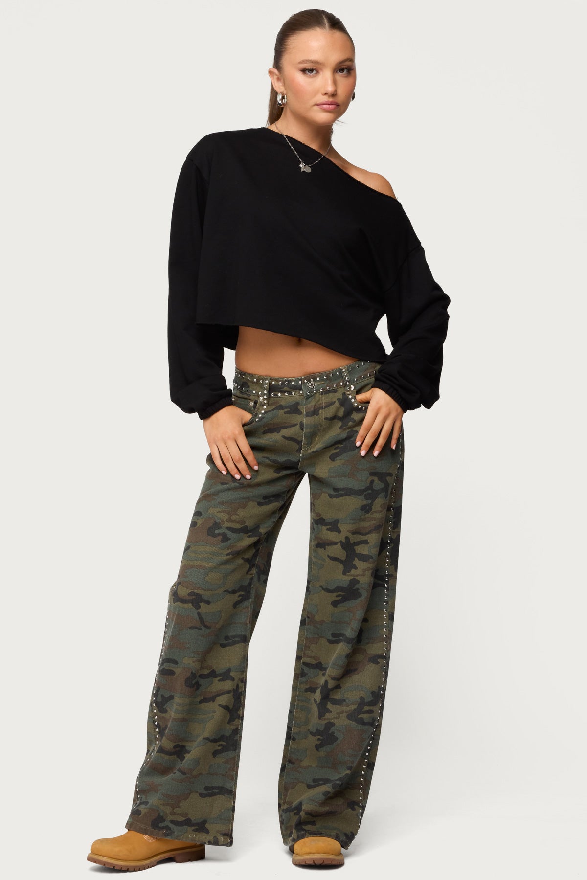 Aveline Off Shoulder Light Sweatshirt - Image 5