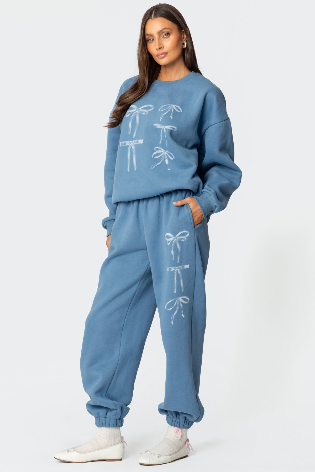 Bow Bliss Oversized Sweatpants - Image 4