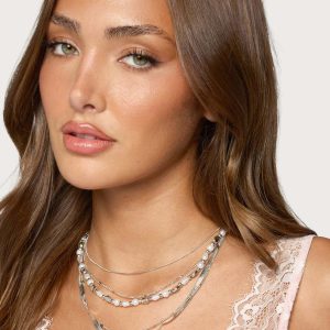 Pearly Necklace Set