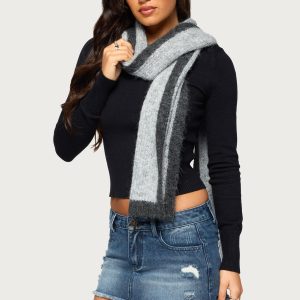Knit Cozy Scarf