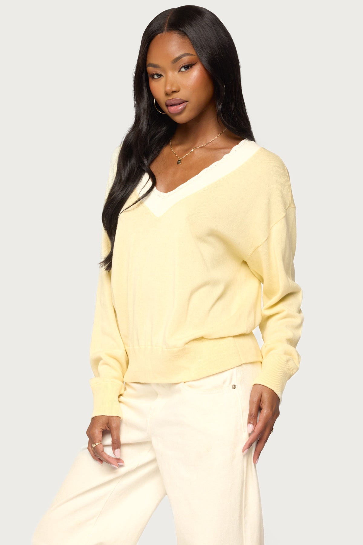 Marie Contrast Lacey V Neck Sweater - Image 3