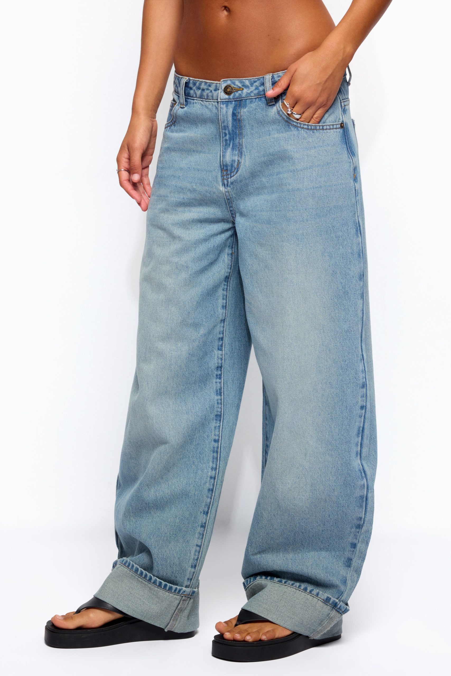 Kella Low Rise Baggy Jeans - Image 4