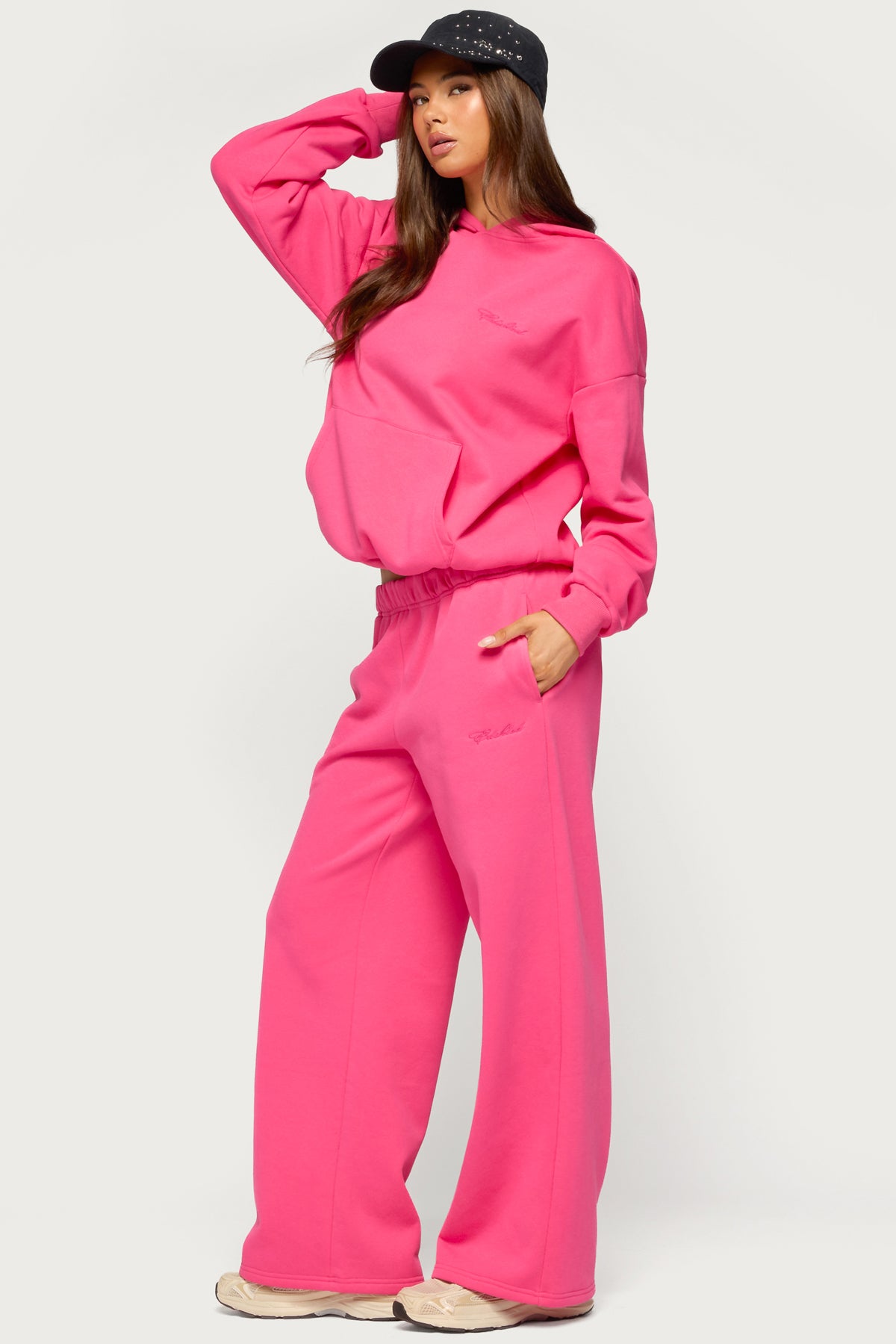 Basic Girl Oversized Edikted Hoodie - Image 5