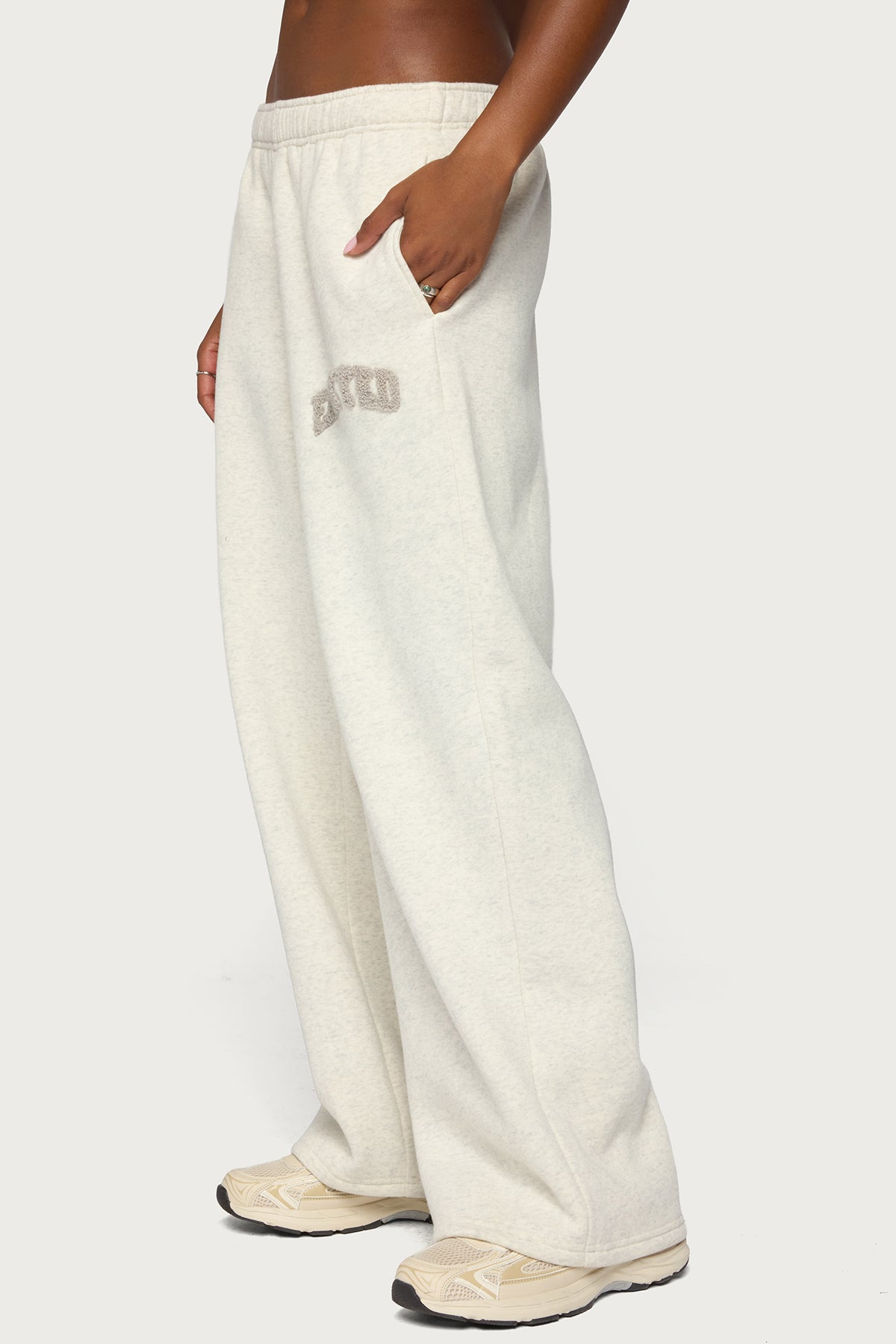 Edikted To You Wide Leg Sweatpants - Image 5
