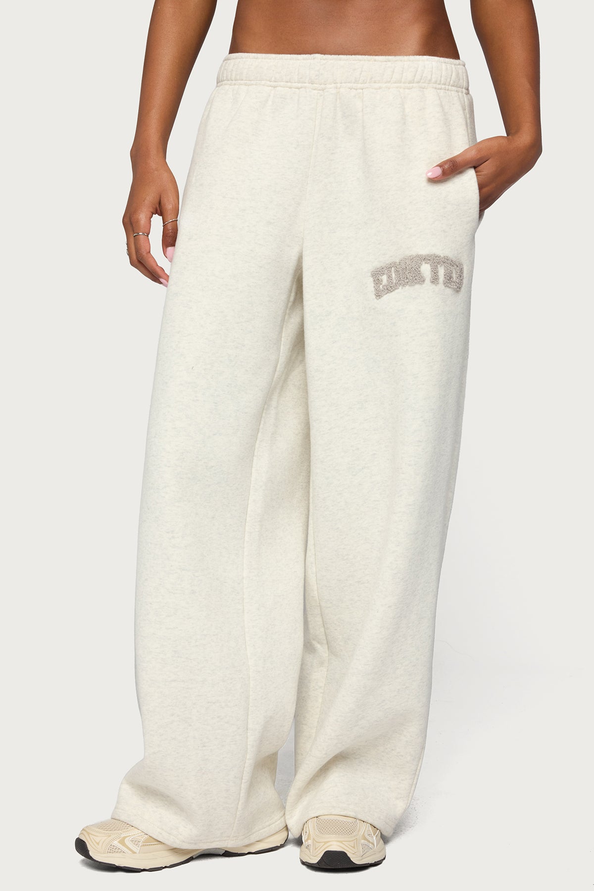 Edikted To You Wide Leg Sweatpants - Image 3