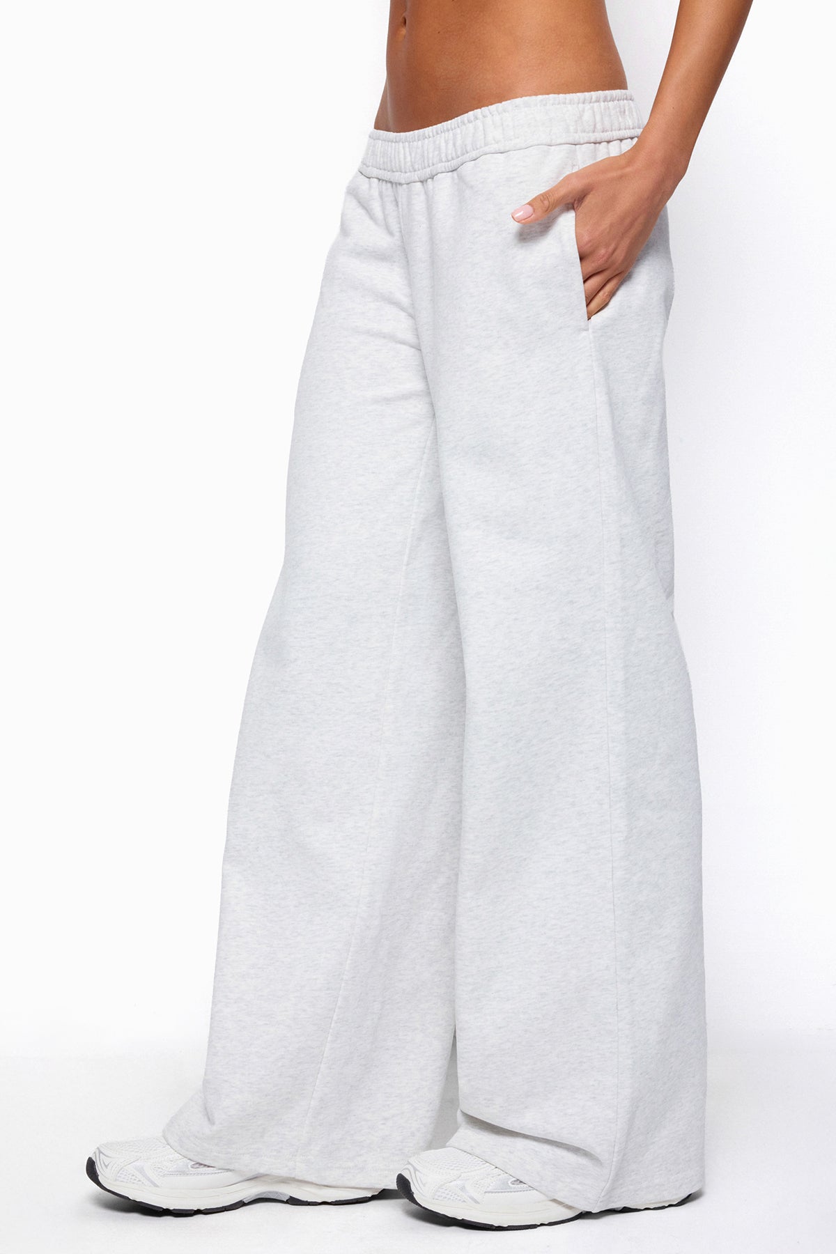 Byrdi Sweatpants - Image 4