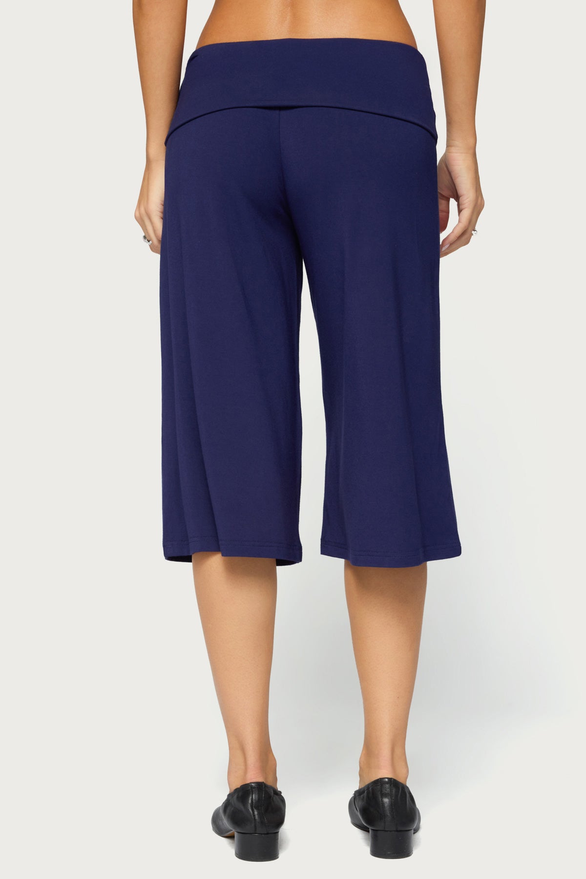 Shirly Wide Leg Foldover Capri Pants - Image 5
