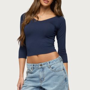 Cecilie Three-Quarter Sleeve V Neck Top