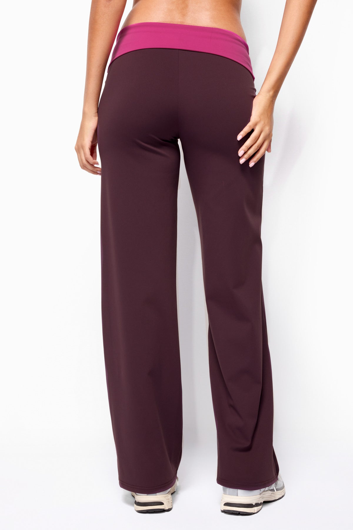Dayna Contrast Foldover Straight Leg Pants - Image 5