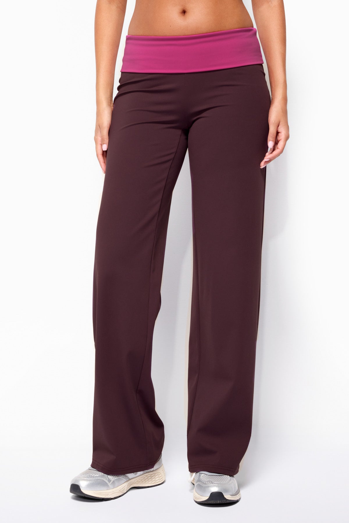 Dayna Contrast Foldover Straight Leg Pants - Image 3