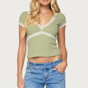 Juli Lacey Ribbed V Neck Top