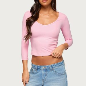 Lakia V Neck Three-Quarter Sleeve Top