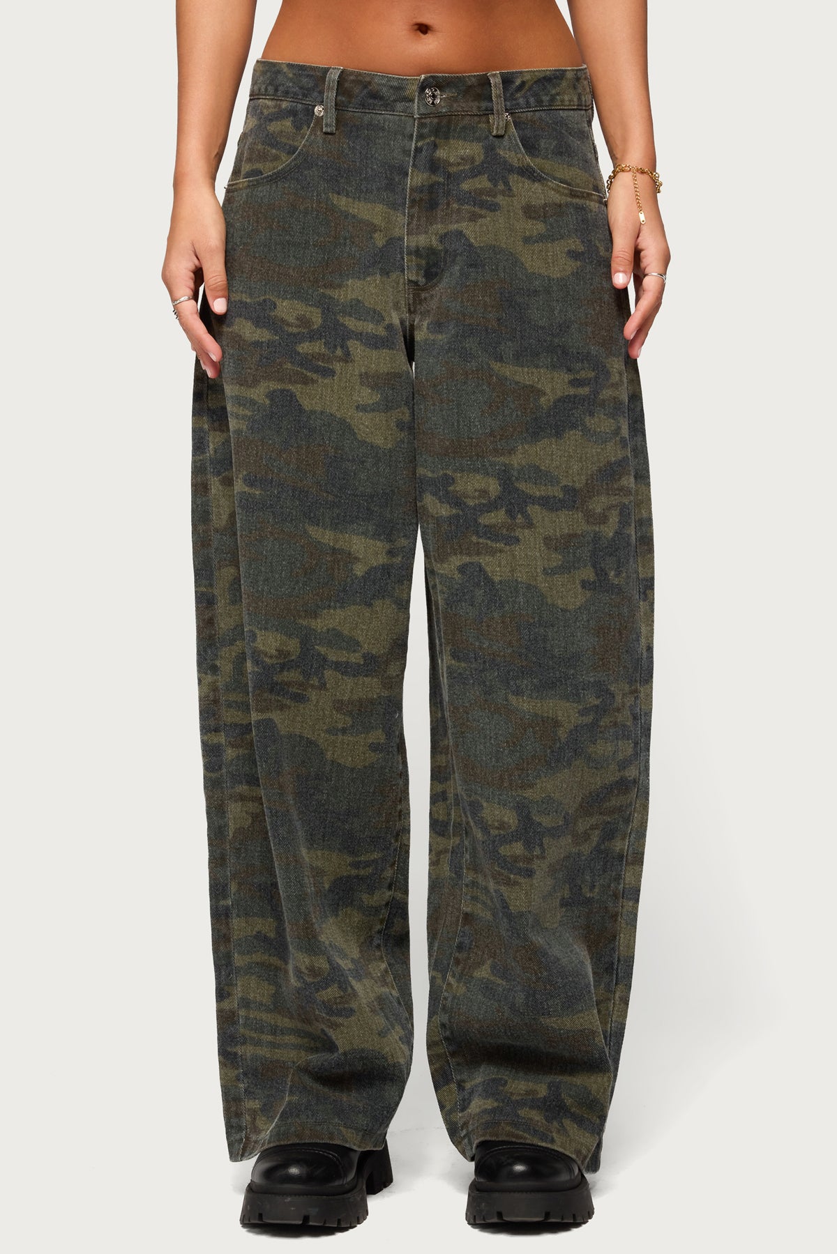 Anna Camo Low Rise Baggy Jeans - Image 2